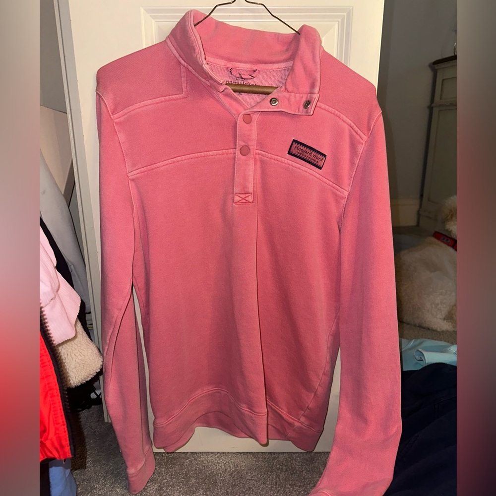 Vineyard vines, pink half button up jacket size XL in kids section